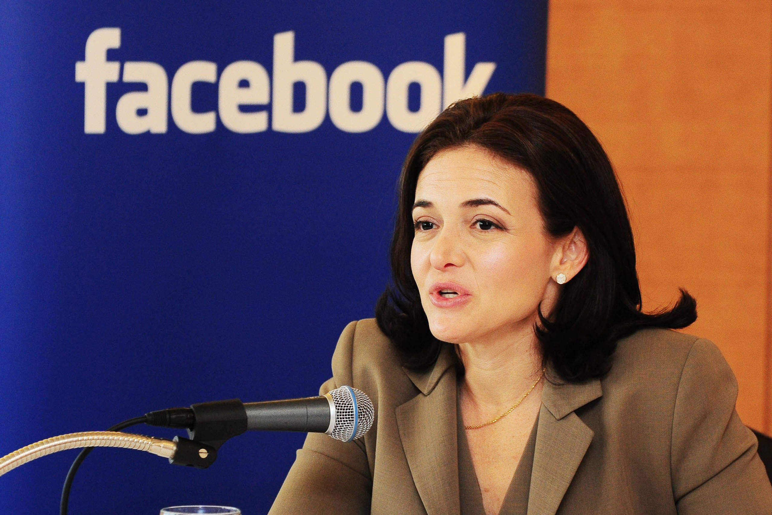 GC4W Salutes Sheryl Sandberg - First Woman to Become a Social-Media Billionaire - gc4women2560 x 1707