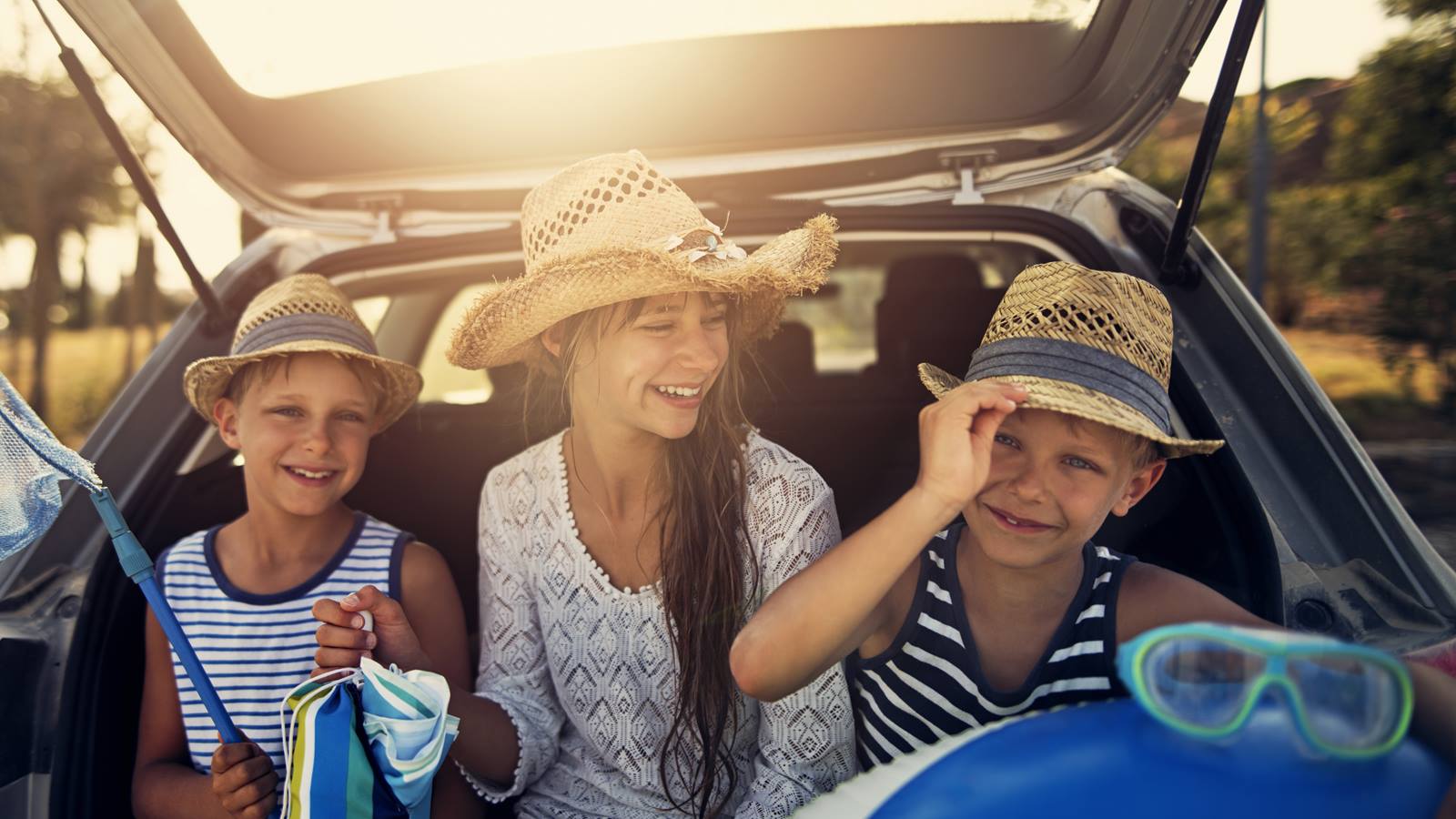 12 Road Trip Hacks to Make Car Rides Easier for Kids - Global ...