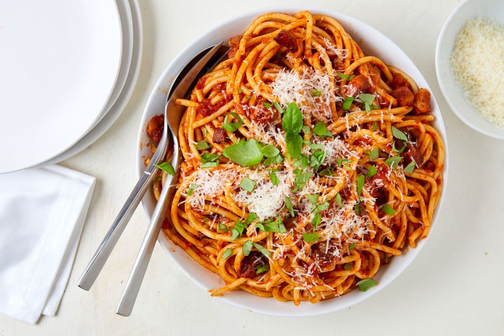 Bucatini all'Amatriciana - Global Connections for Women
